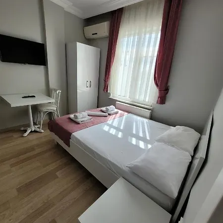 Gold In Hotel